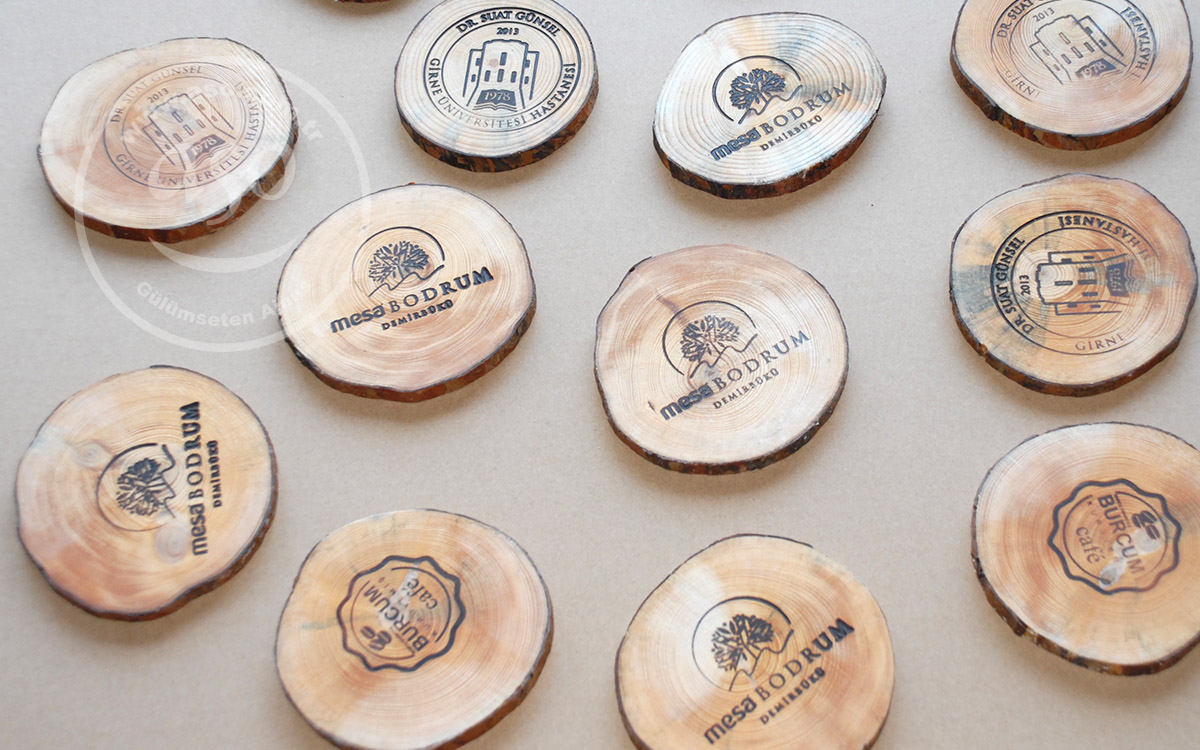 Custom design wooden coasters promotional