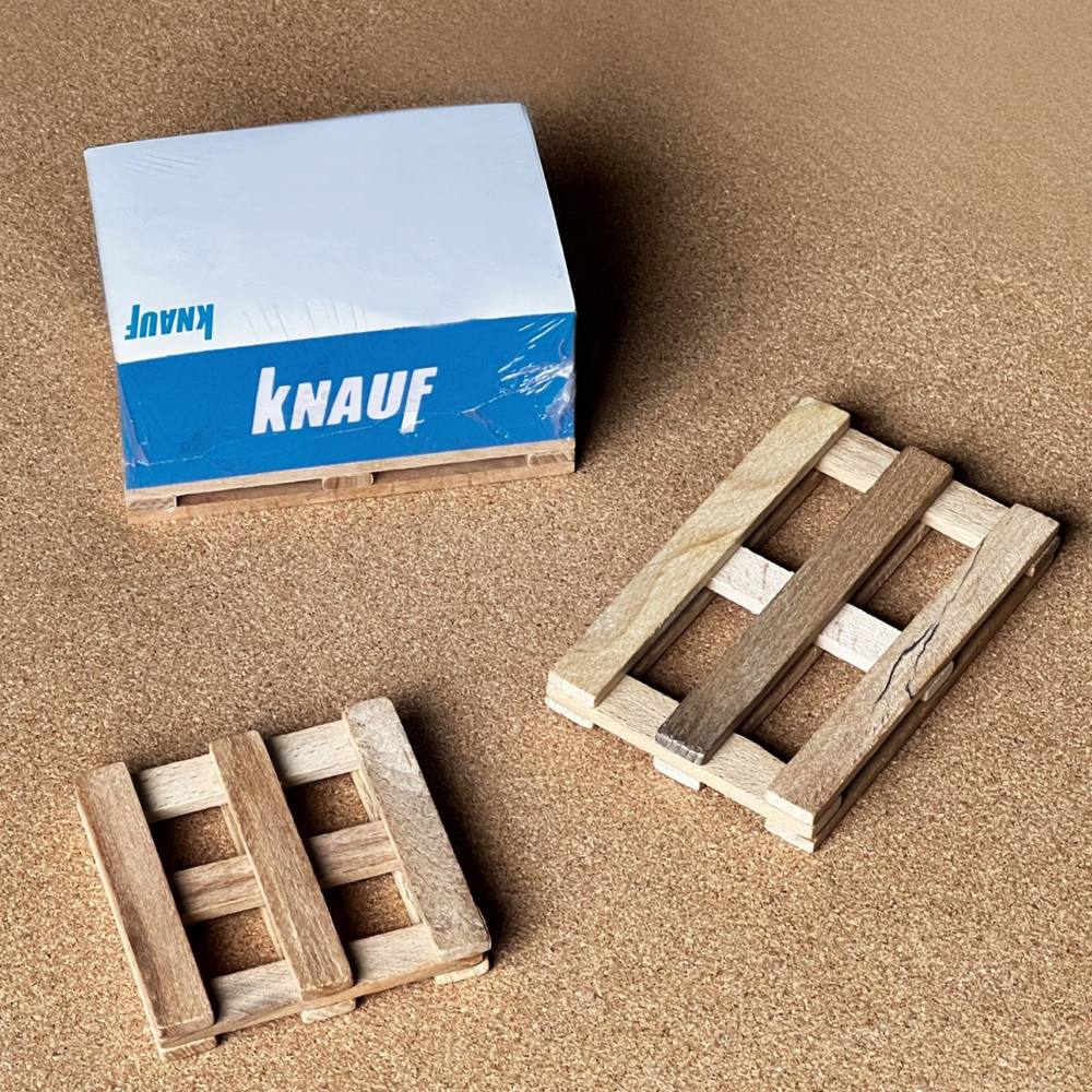 Küp bloknotlu ahşap mini palet